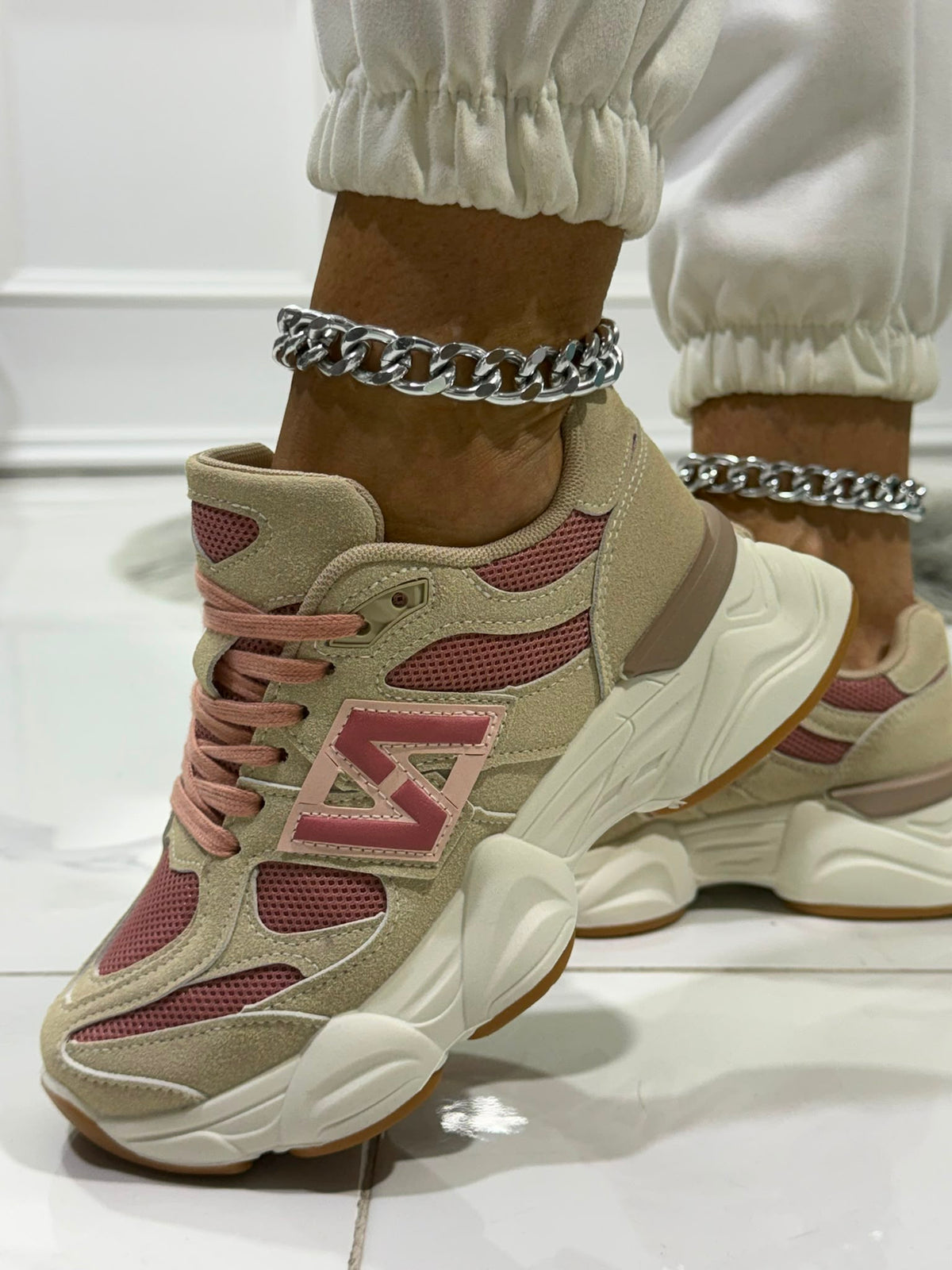 Γυναικεία Sneakers Vienna σε Ροζ Απόχρωση