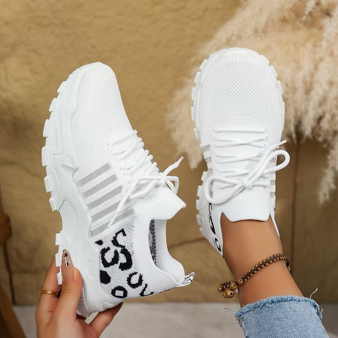 Γυναικεία Sneakers με Φαρδύ Μπροστινό και Στήριξη Καμάρας