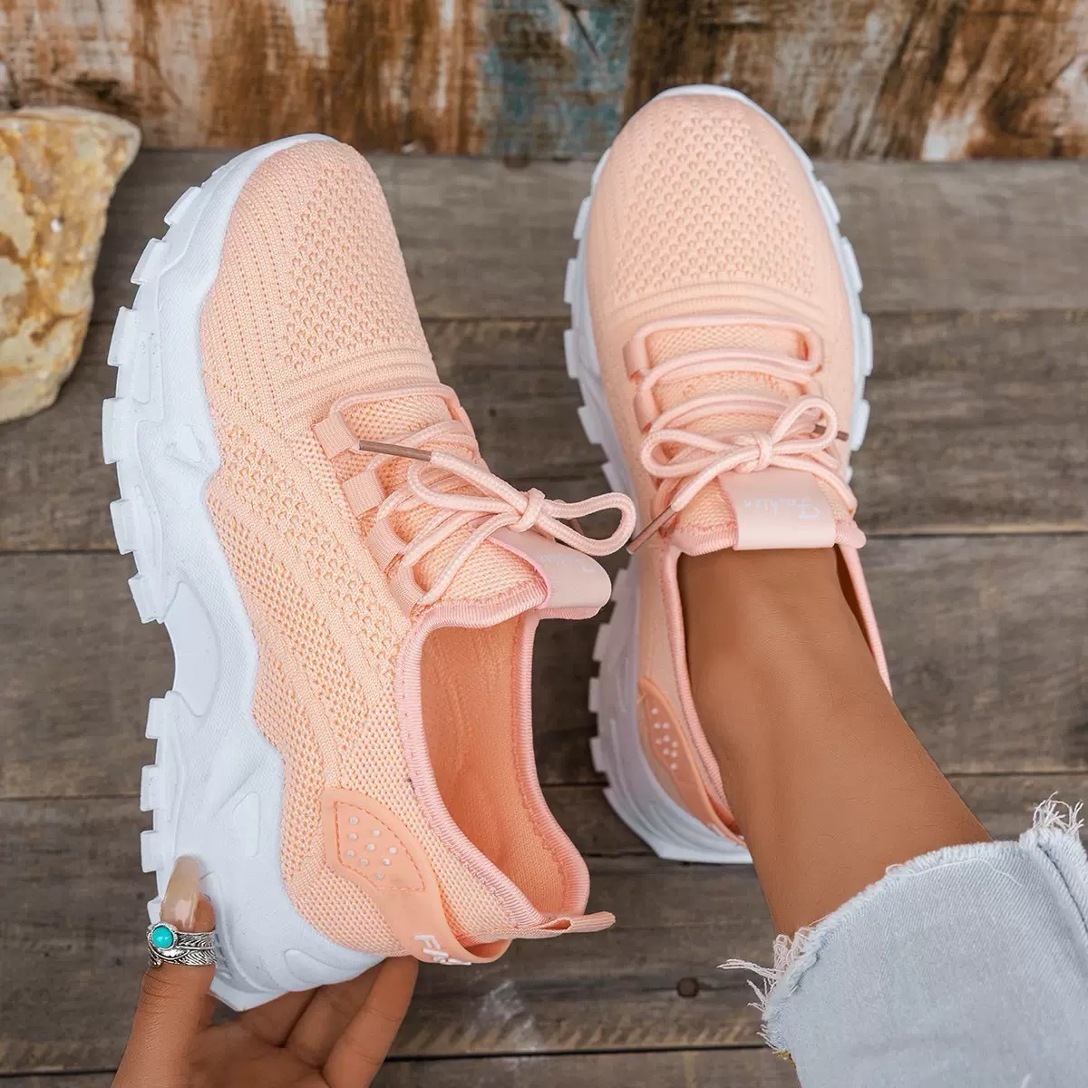 Γυναικεία Sneakers με Φαρδύ Μπροστινό και Στήριξη Καμάρας – Ροδακινί