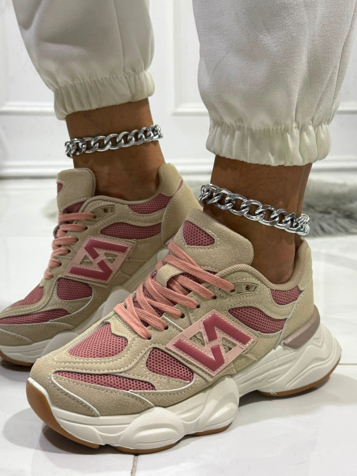 Γυναικεία Sneakers Vienna σε Ροζ Απόχρωση