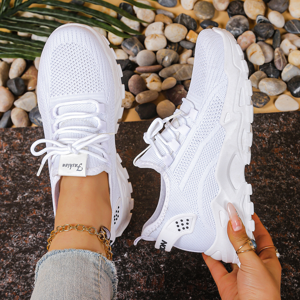 Γυναικεία Sneakers με Φαρδύ Μπροστινό και Στήριξη Καμάρας